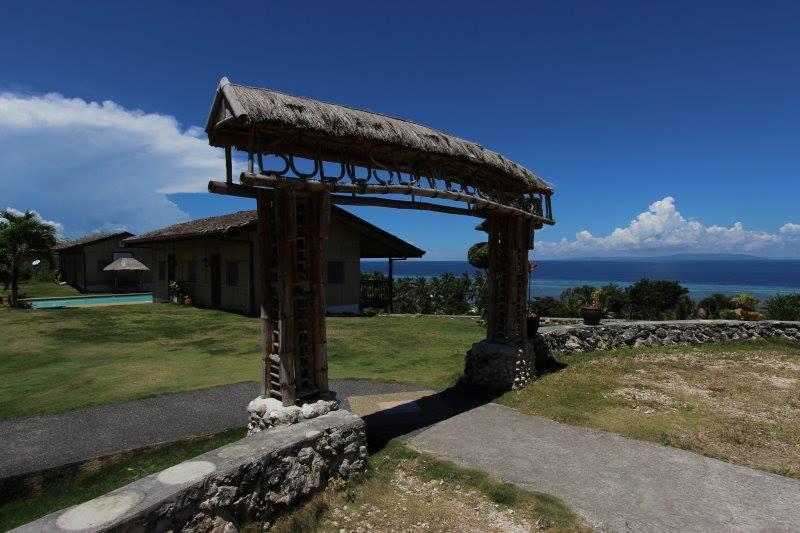 Parrot Paradise Resort Boljoon Esterno foto