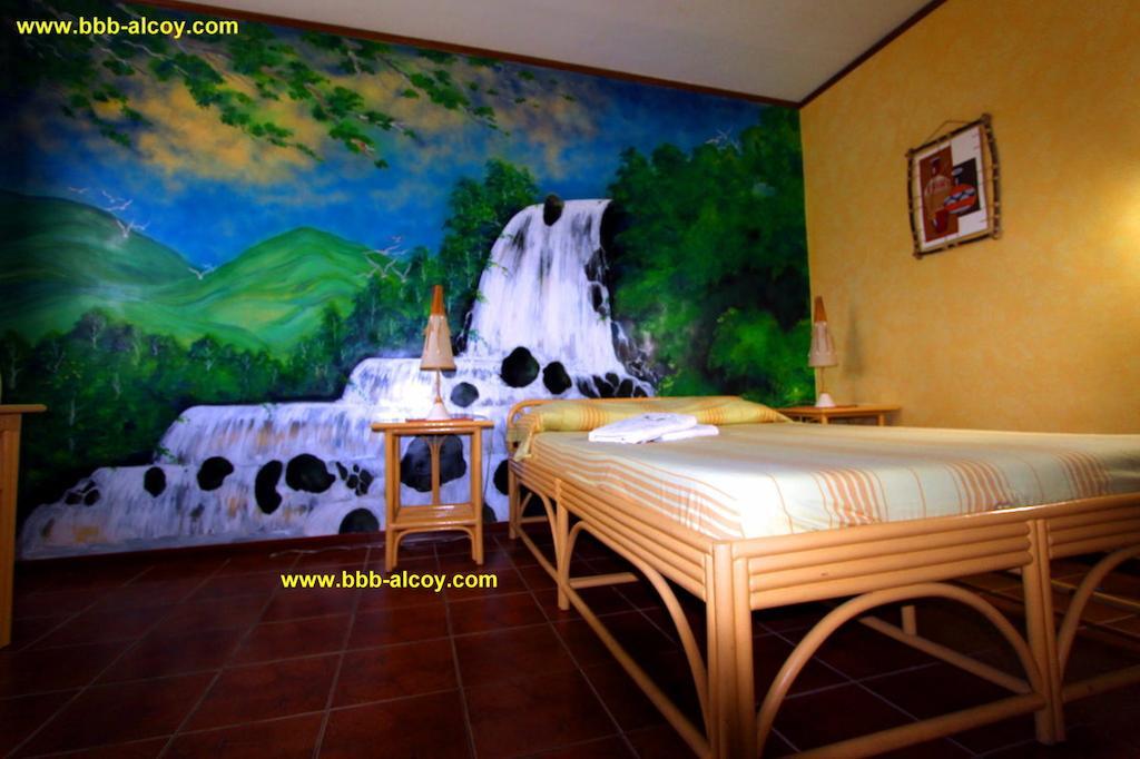 Parrot Paradise Resort Boljoon Camera foto