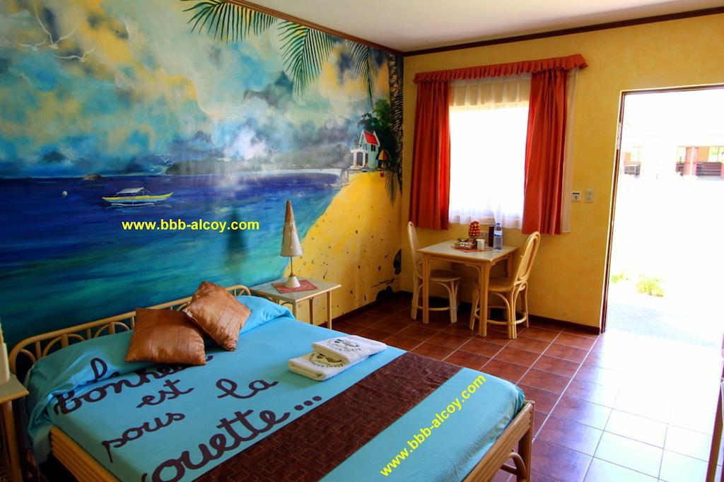 Parrot Paradise Resort Boljoon Camera foto