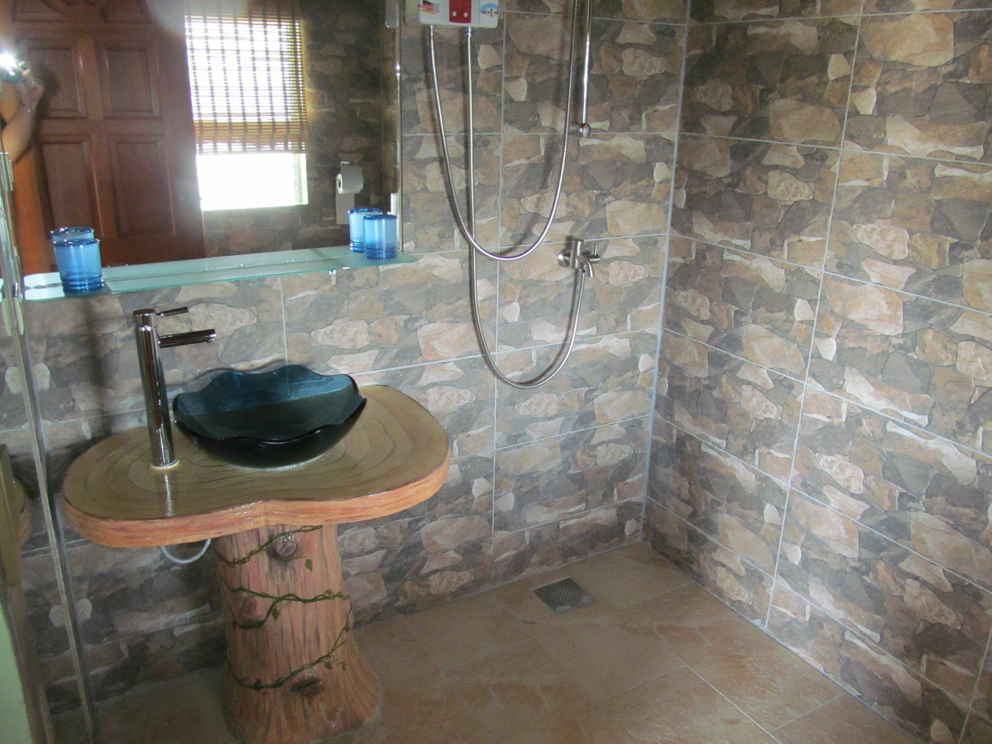 Parrot Paradise Resort Boljoon Esterno foto